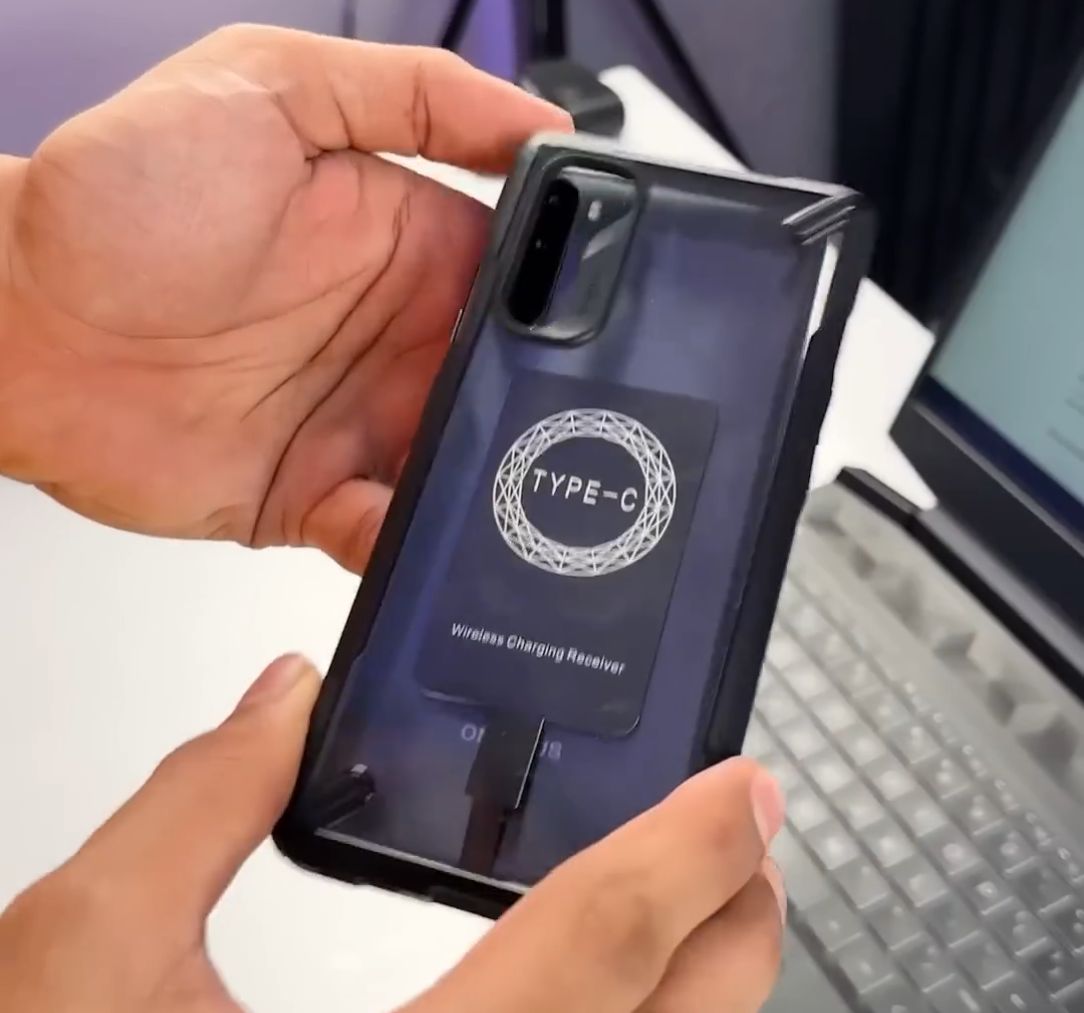 Standard Ultra-Slim Wireless Charging Pad